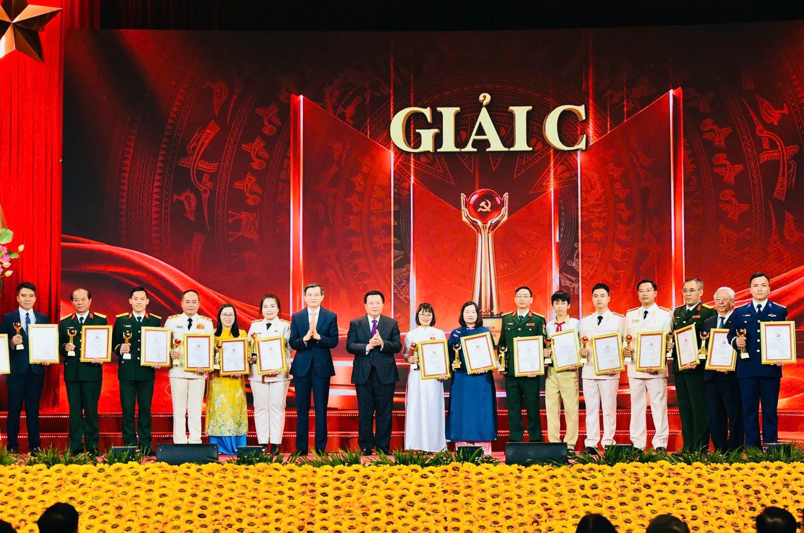 Trường Chính trị tỉnh Tuyên Quang có tác phẩm đoạt giải C Cuộc thi chính luận về bảo vệ nền tảng tư tưởng của Đảng năm 2026